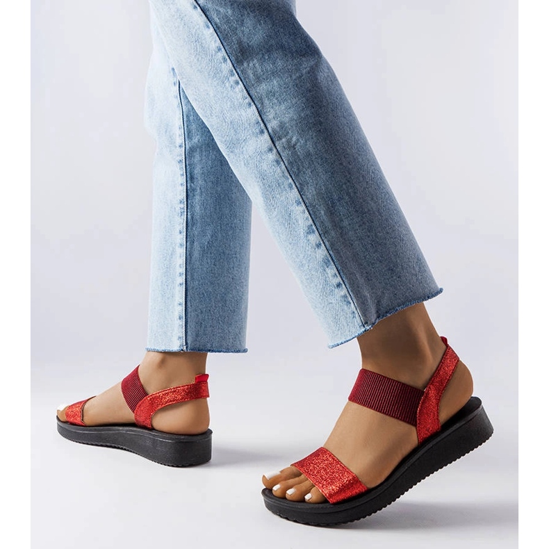 Röda glittersandaler från Amathous 1