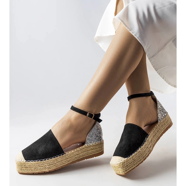 Svarta espadrillor med glitterinlägg från Myasia 1