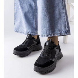 Svarta chunky sneakers från Mikeladze 1