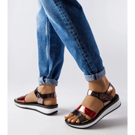 Inna Mila lacksandaler för kvinnor grå 1