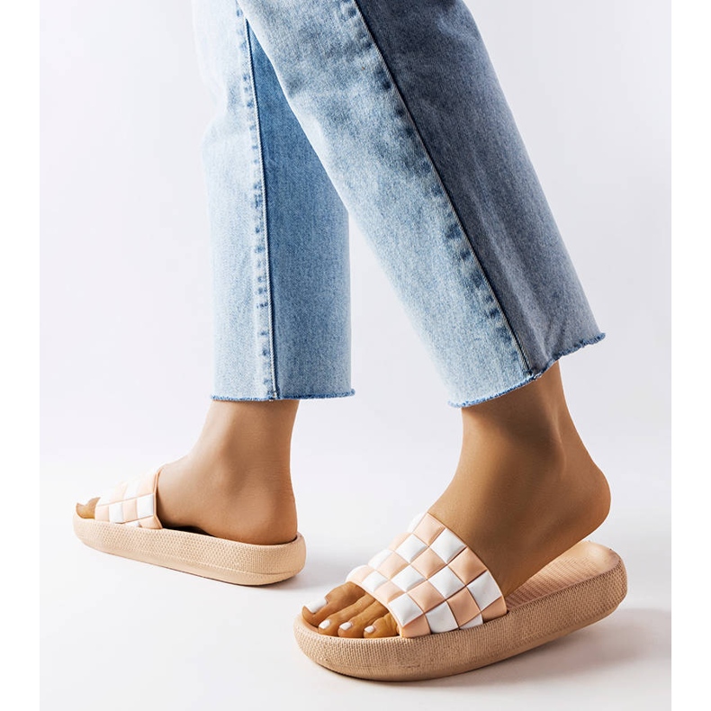 Beiga plattformsrutschbanor i gummi från Elin beige 2