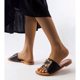 Miriams svart utsmyckade flipflops 2