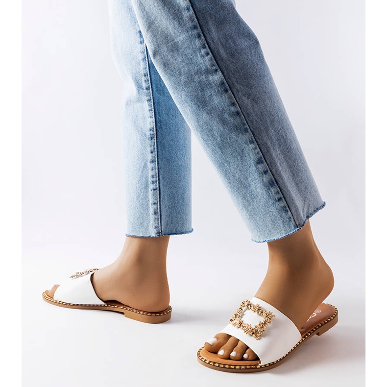 Miriam vita reglage med dekoration 2