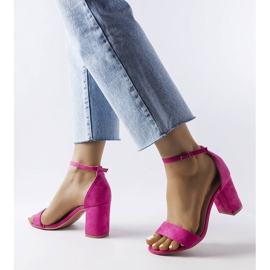 Rosa lågklackade sandaler från Lourna 1