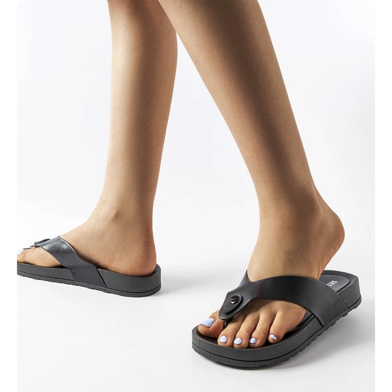 Inna Svarta platåsandaler från Elide 2