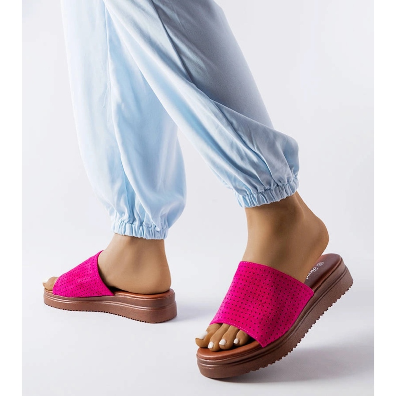 Mörkrosa diabilder med genombruten ovandel från Idabel 2