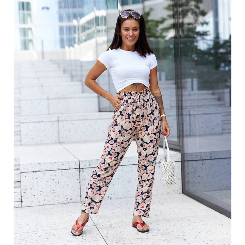 Röda brokadsandaler från Isidoro 1