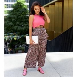 Rosa sandaler dekorerade med strass från Gaetano 1