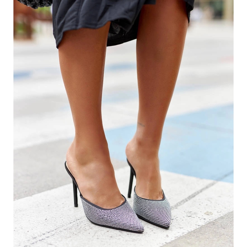 Ortensio svarta sandaler med stilettklack med strass 1