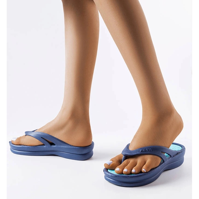 Isla marinblå lätta flip flops 2