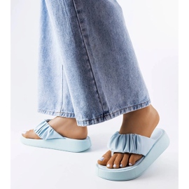 Blå volangiga flipflops 2