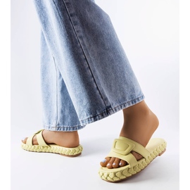 Gröna tofflor på Francesco-plattformen 2