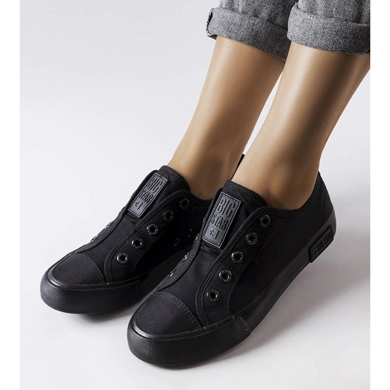Svarta slip-on sneakers från Big Star LL274161 1