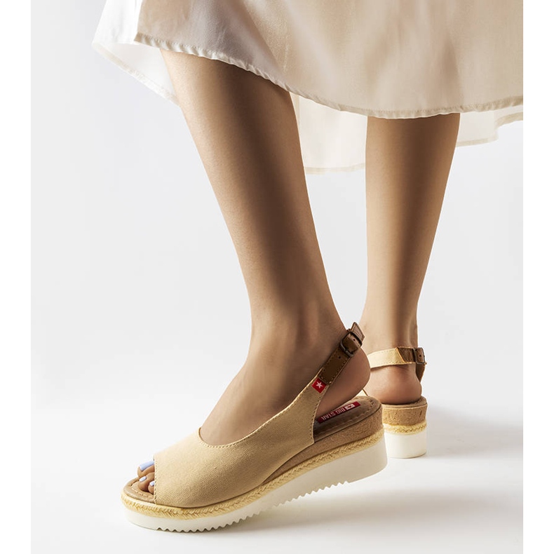Big Star beige kilasandaler JJ276049 1