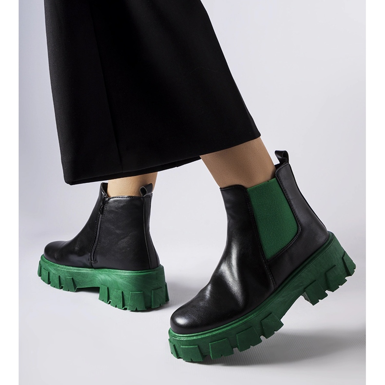 Svarta och gröna massiva Petronio stövlar 1