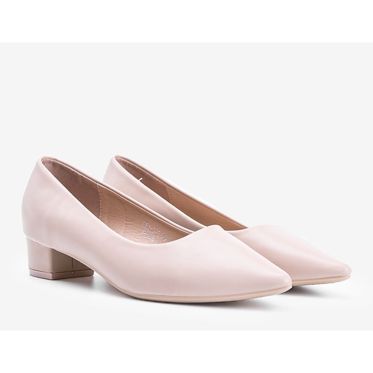 Beige pumpar på en låg Zafira -stolpe 1