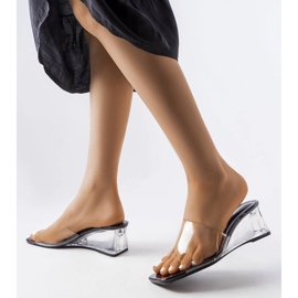 Svarta transparenta wedge sliders från Wyatt färglös 1
