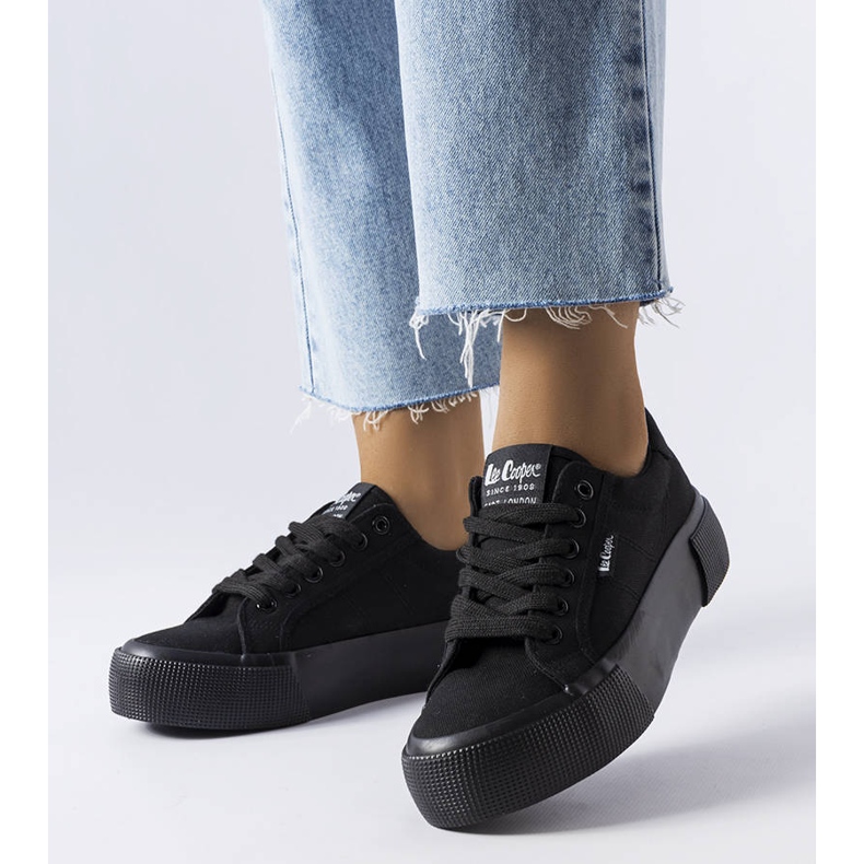 Lee Cooper LCW-22-31-0885L svarta sneakers 1