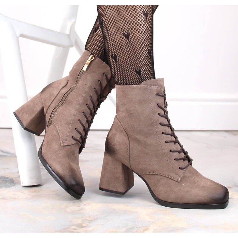 Stövlar i mocka med snörning och dragkedja för kvinnor, brun Potocki SZ12185 1