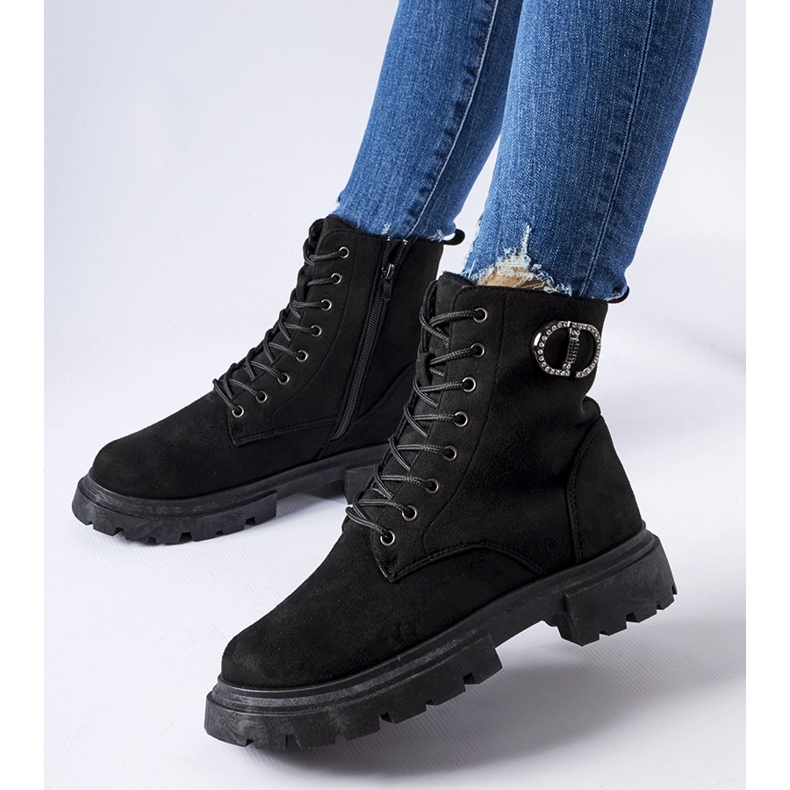 Svarta broberg stövlar i ekomocka med zirkoner 1