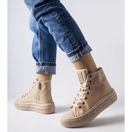 Beige isolerade sneakers Big Star MM274022 1