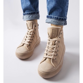 Beige isolerade sneakers Big Star MM274022 2