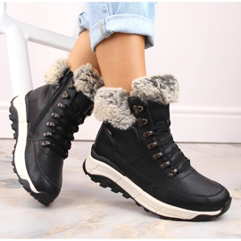 Vattentäta damstövlar i läder isolerade med ull, svart Rieker W0063-00 1