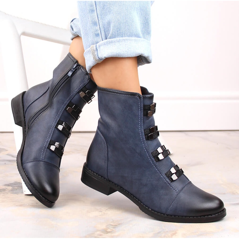 Damisolerade stövlar med platt klack, blå Jezzi 1