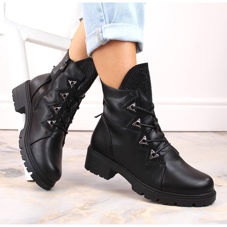 Svarta isolerade stövlar för kvinnor med zirkoner S.Barski HY93-52A 1