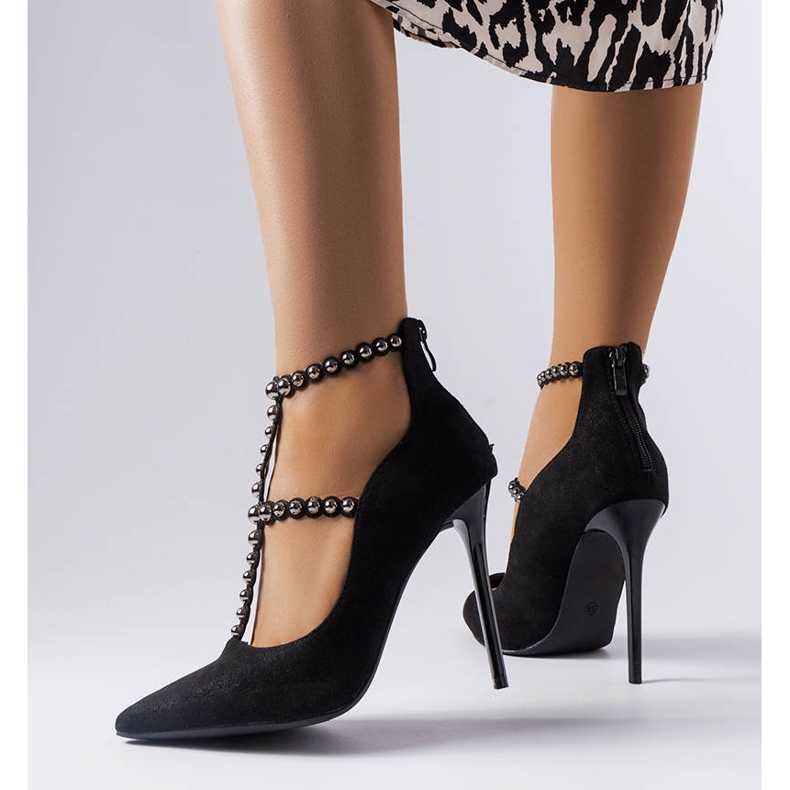 BM Svarta stift dekorerade med en Prunella-rand 2