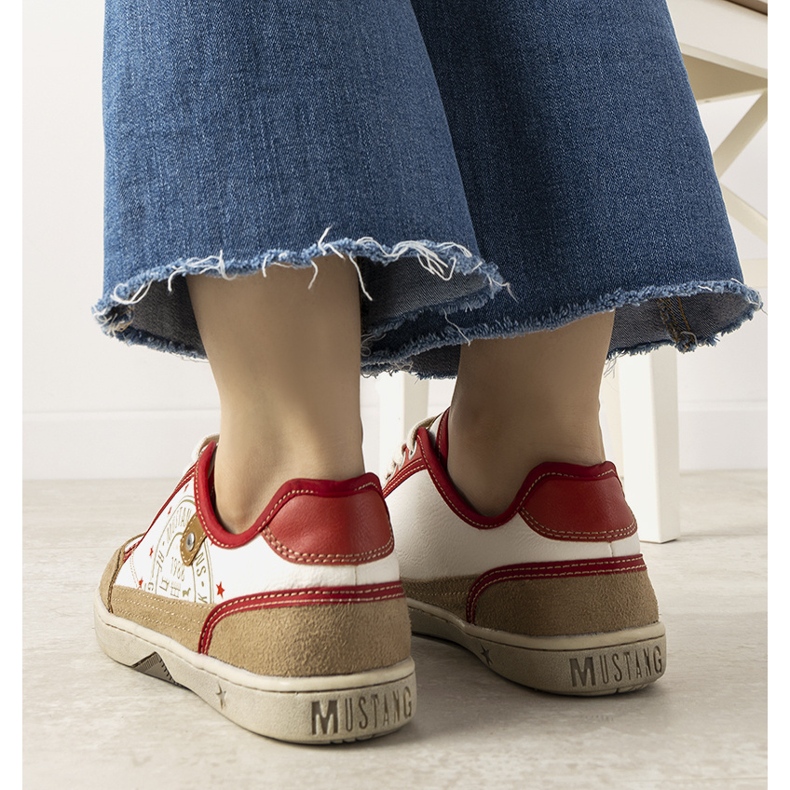 Esta vita och röda sneakers för kvinnor 1