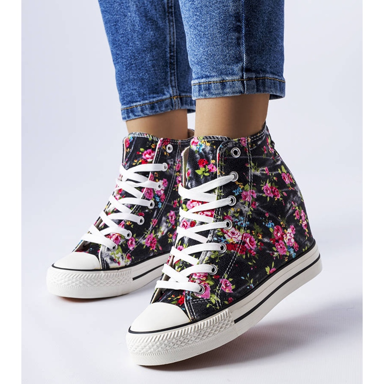 BM Svarta blommiga sneakers från Fouquet 1