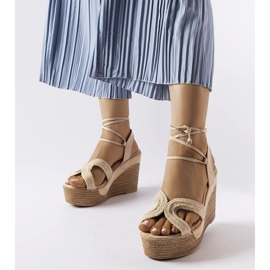 Beige espadrillor från Berta 1