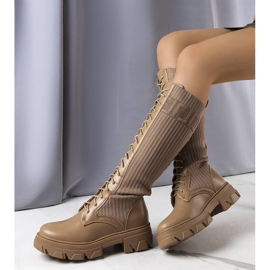 BM Bruna snörstövlar från Montis 1