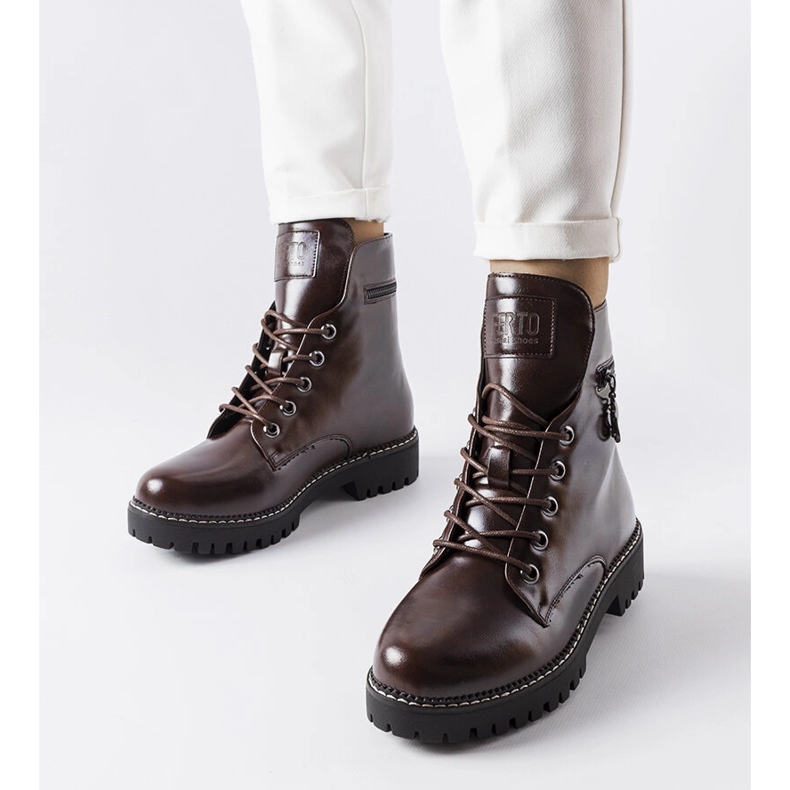 Eloisa bruna spetsarbetare 1