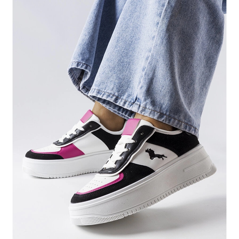 Svarta och rosa platåsneakers från Gidle 1