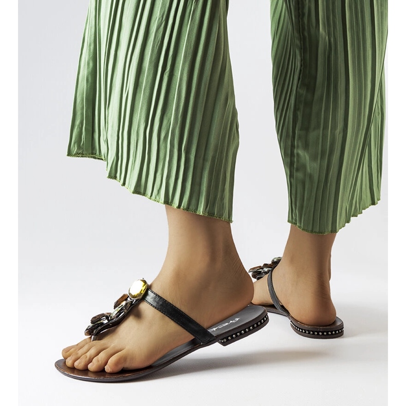 Svarta eleganta flip-flops från Zarattini 1