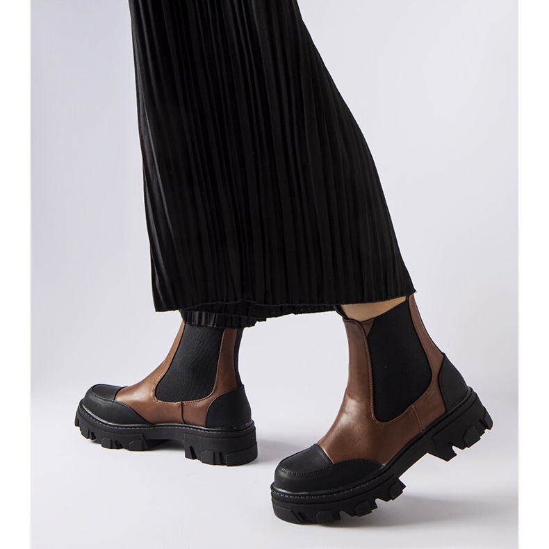 Bruna slip-on boots från Sibyla 1