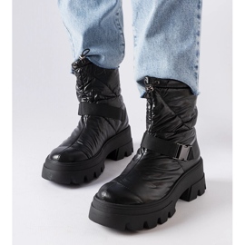 Ambretta svartlackade snökängor 2