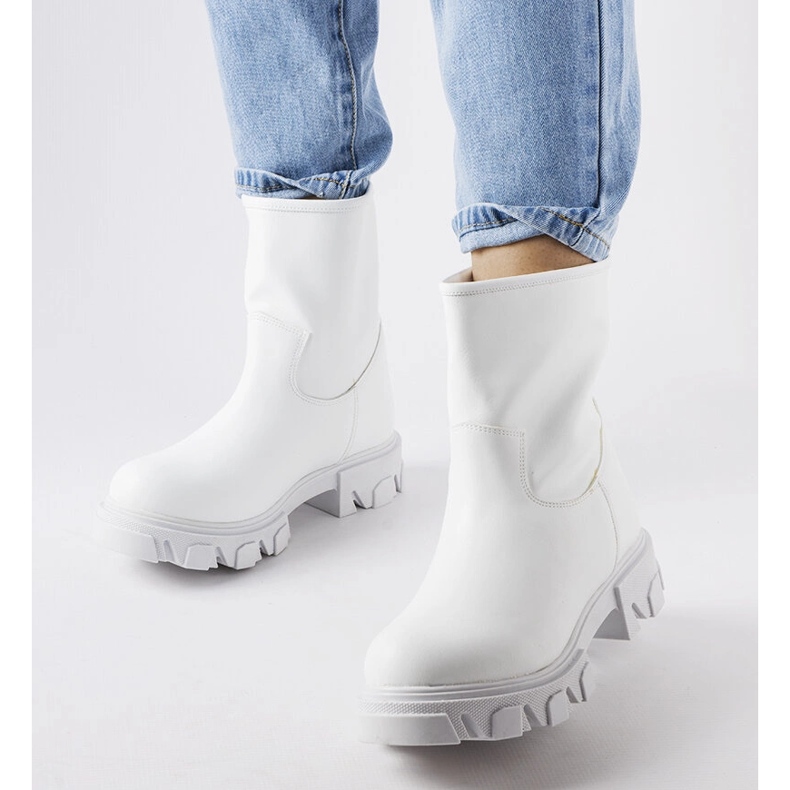 Vita slip-on arbetarskor från Wuori 1