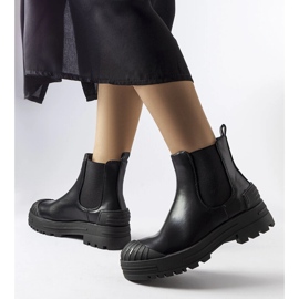 Svarta arbetarstövlar med gummiinlägg från Lange 1