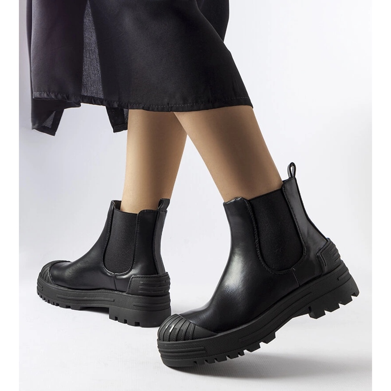 Svarta arbetarstövlar med gummiinlägg från Lange 1