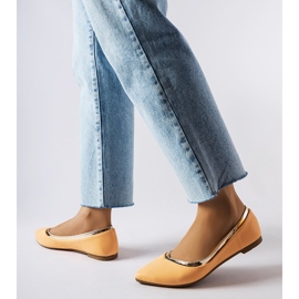 Orange ballerinor med spetsiga tå från Vittorio 1