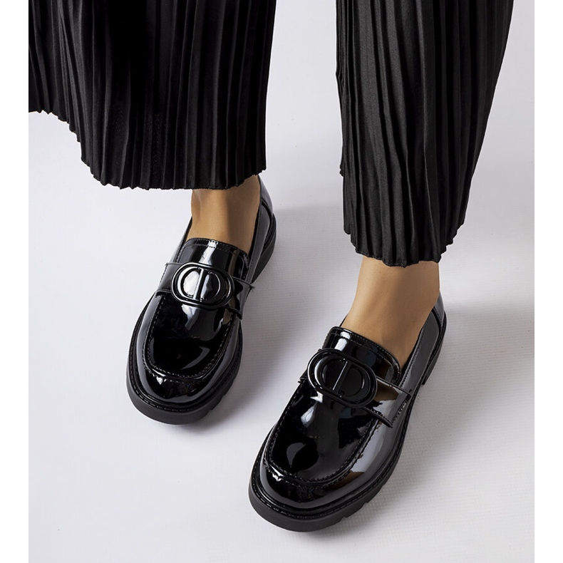 Inna Scranton svarta patent loafers 1