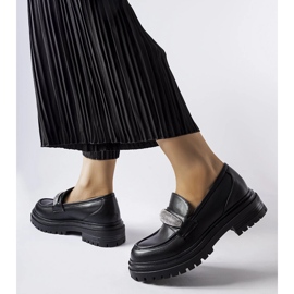 Svarta loafers med strass från Hartford 1