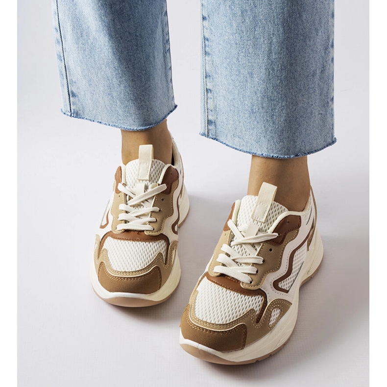 Inna Ihåliga beige sportsneakers grön 1