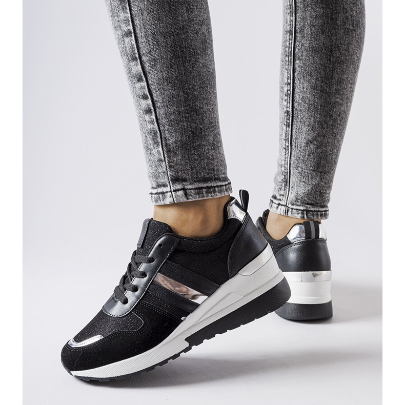 Inna Svarta och silver wedge sneakers från Titusville 1