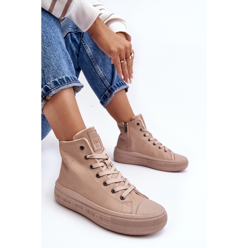Sneakers med isolerad dragkedja för kvinnor Beige Big Star MM274022 1