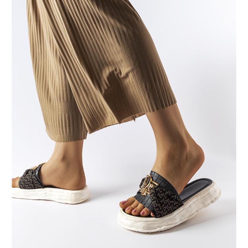 Dekorativa diabilder i svart gummi från Bérard 1