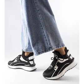 Inna Svarta och vita snygga sneakers från Begins 1